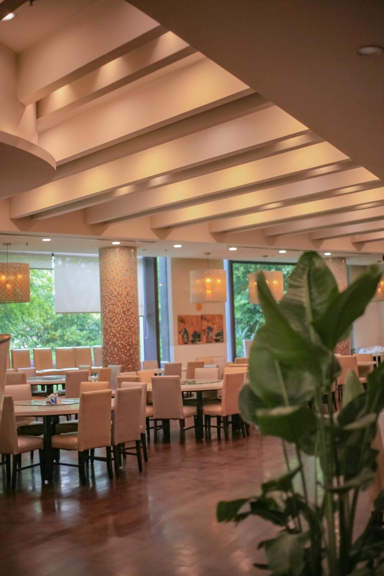 上海绿地普陀智选假日酒店 3*